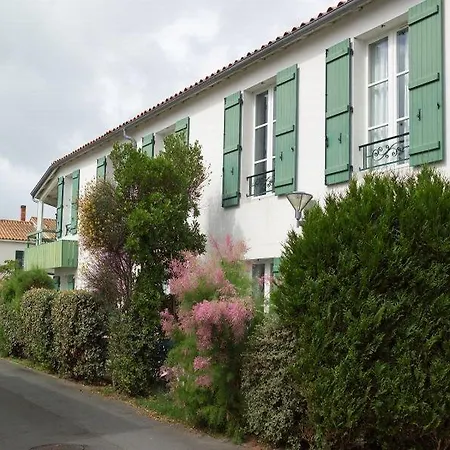 Madame Vacances Le Mail Plage Hotel 3*